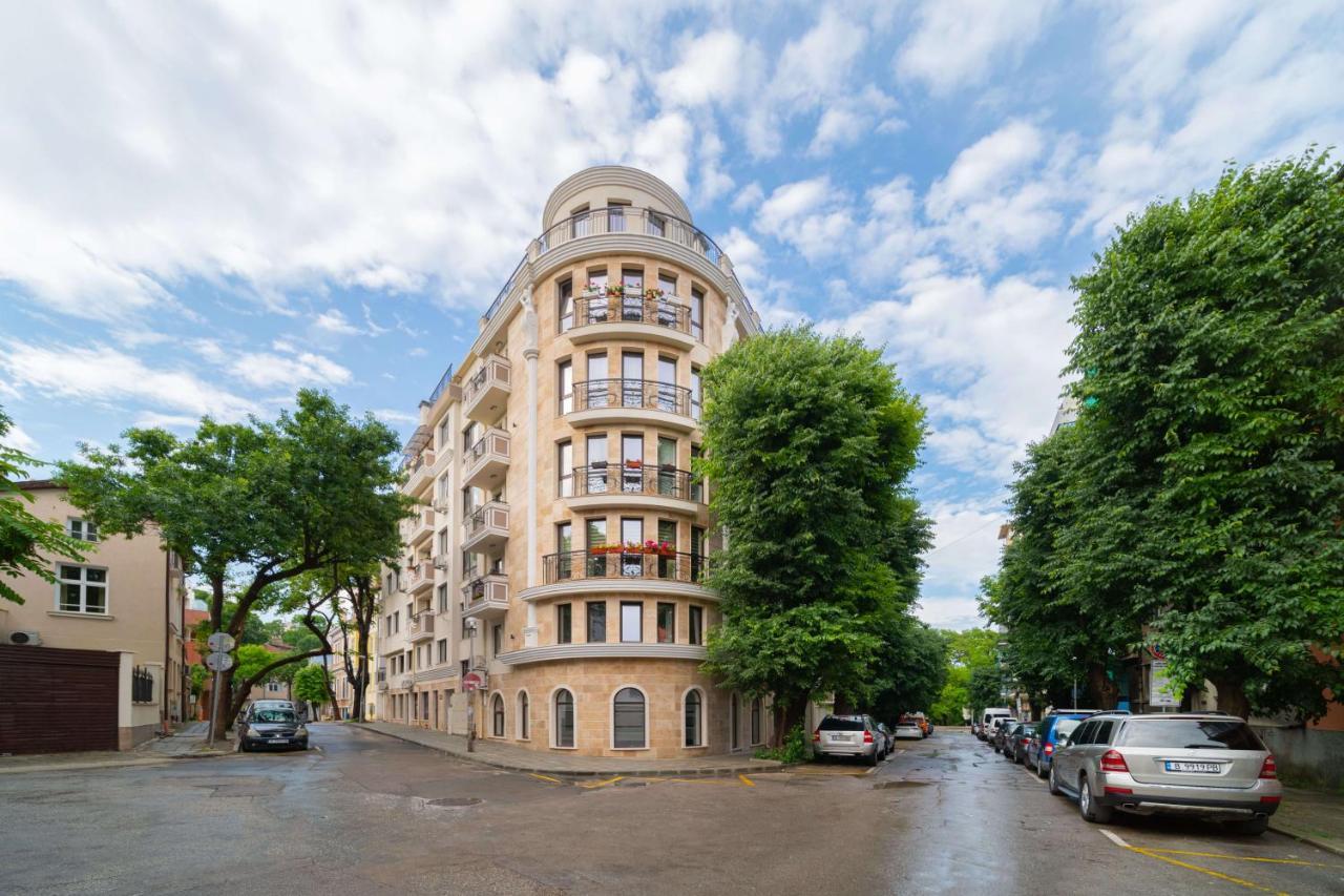 Luxury City Center Two Bedroom Apartment Close To Beach Varna Exteriör bild